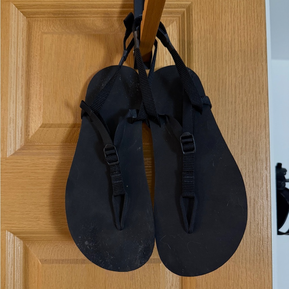Bedrock sandals